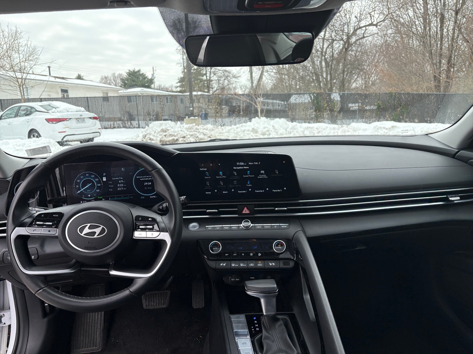 Thumbnail: 2025 Hyundai Elantra - 3