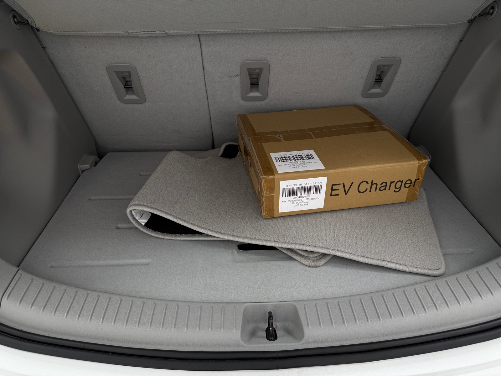 Thumbnail: 2019 Chevrolet Bolt EV - 7