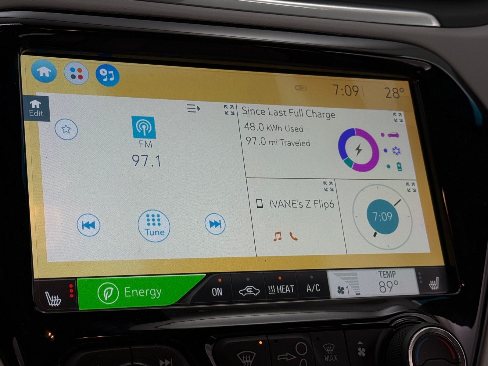 Thumbnail: 2019 Chevrolet Bolt EV - 4