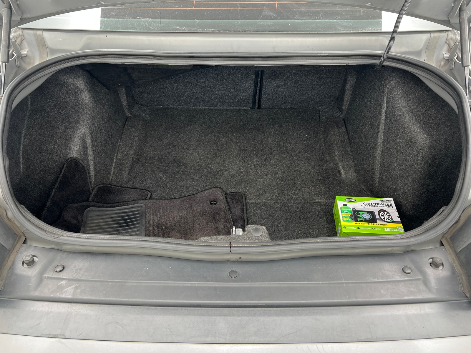 Thumbnail: 2018 Dodge Challenger - 4