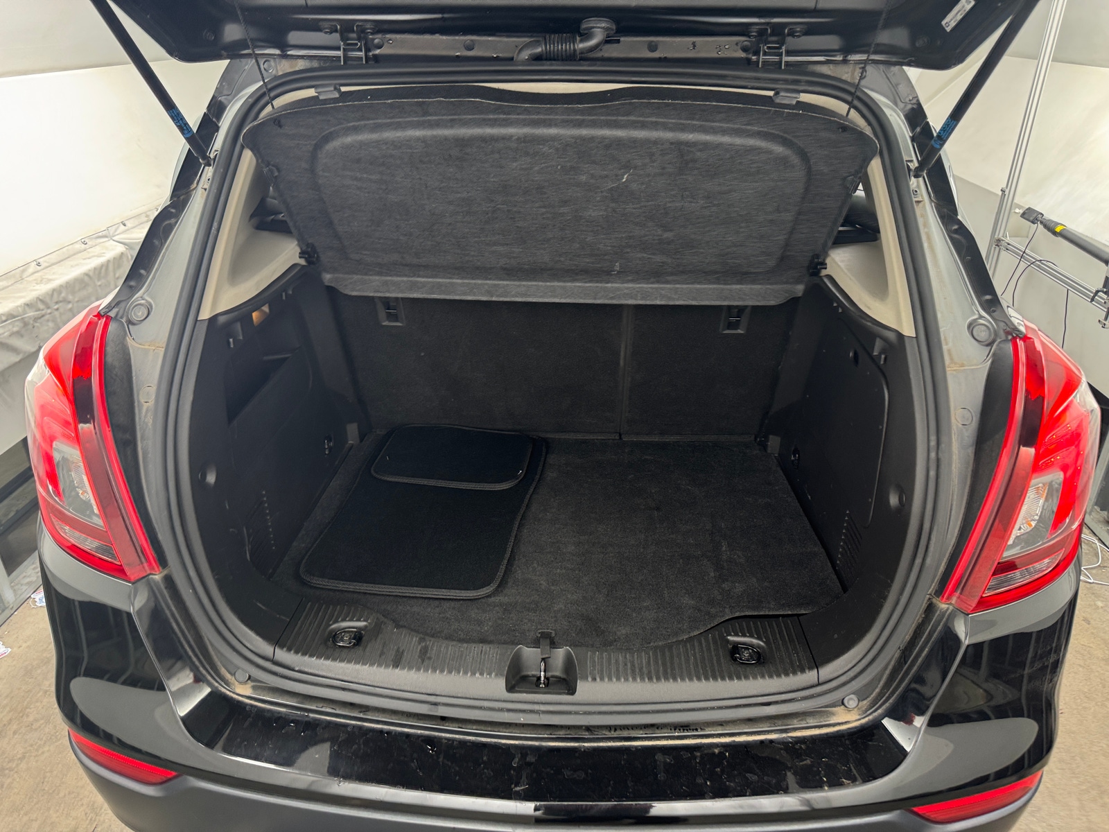 Thumbnail: 2019 Buick Encore - 7