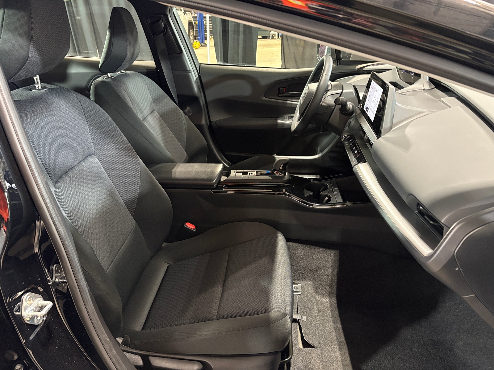 Thumbnail: 2025 Toyota Prius - 2