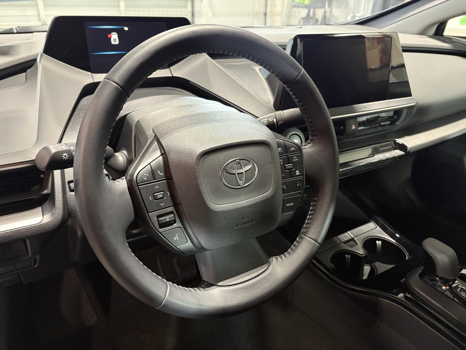 Thumbnail: 2025 Toyota Prius - 5