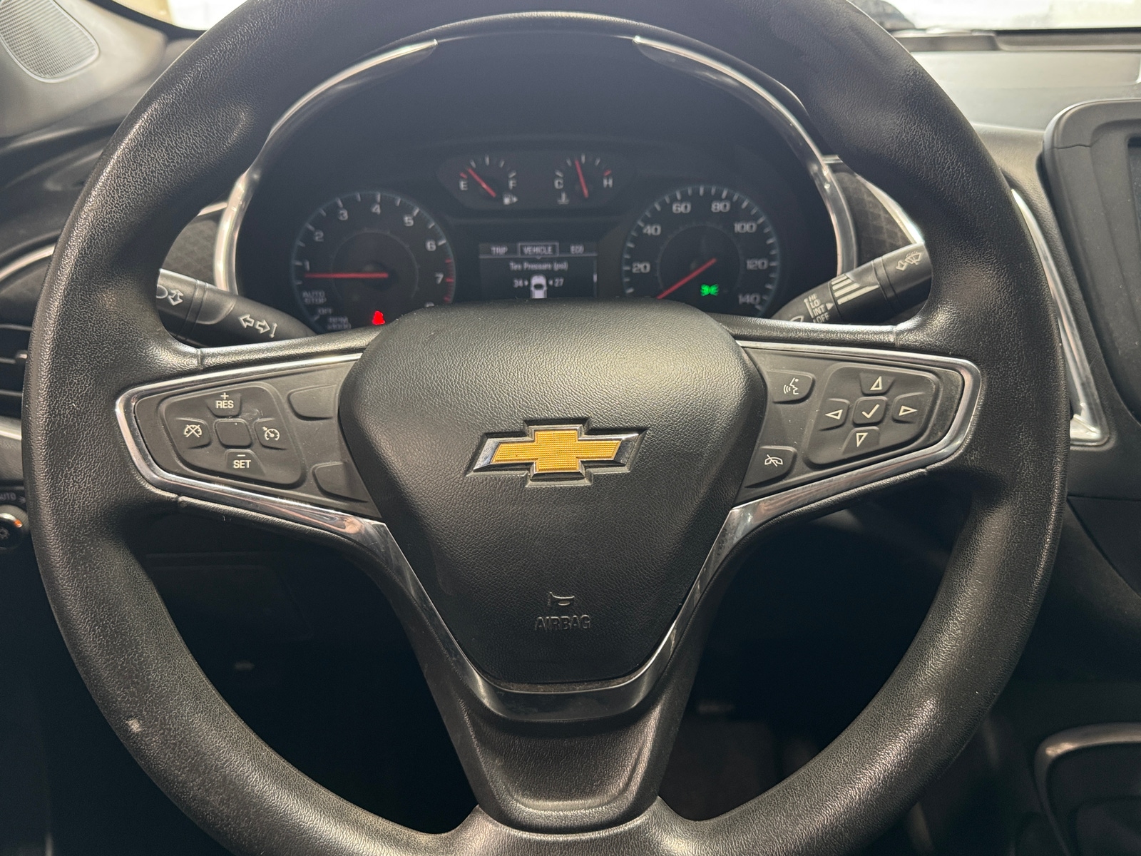 Thumbnail: 2016 Chevrolet Malibu - 5