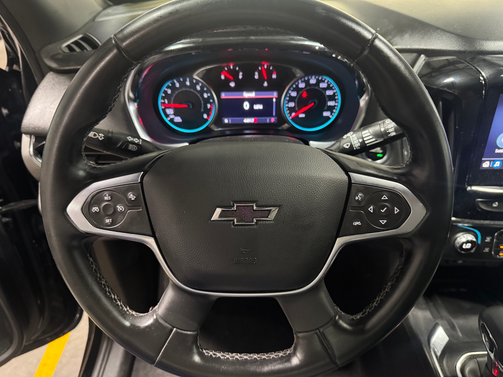 Thumbnail: 2023 Chevrolet Traverse - 5