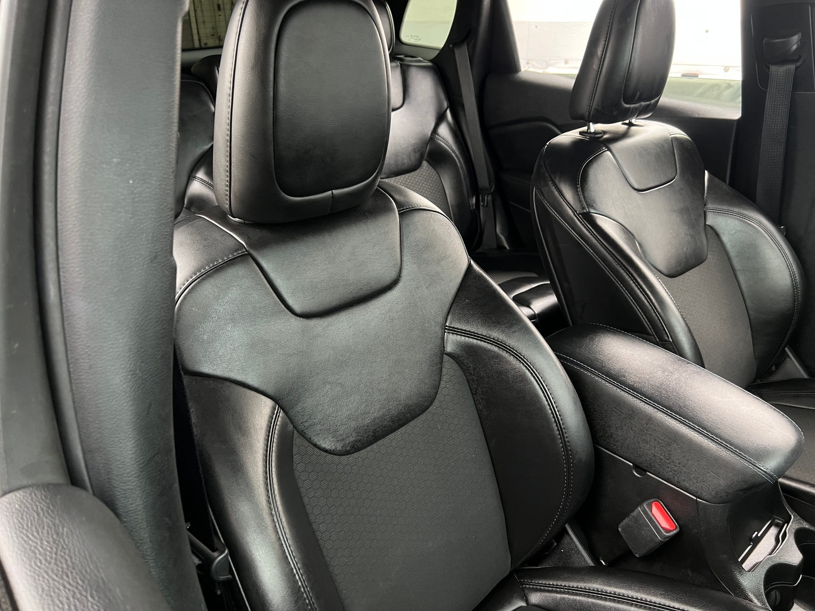 Thumbnail: 2021 Jeep Cherokee - 2