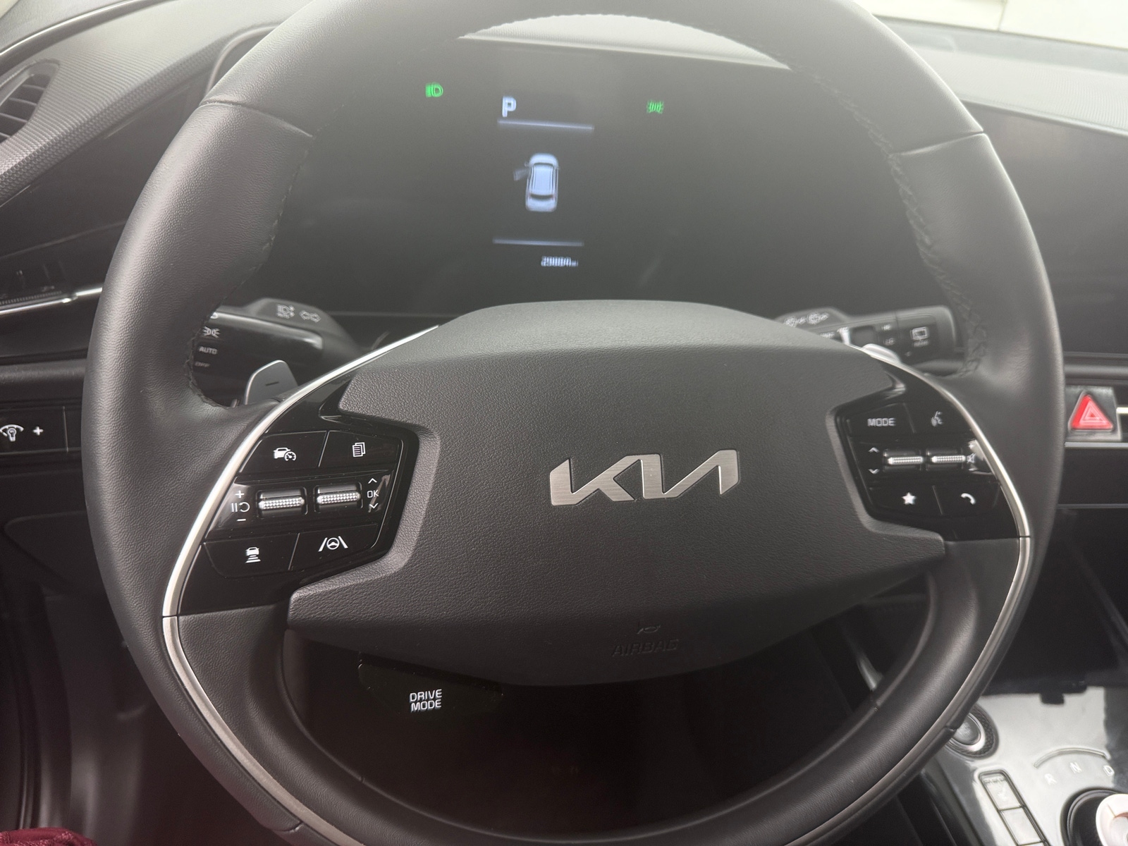 Thumbnail: 2024 Kia Niro - 5