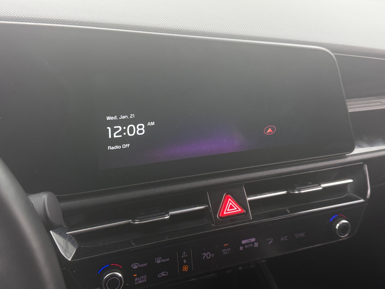 Thumbnail: 2024 Kia Niro - 4