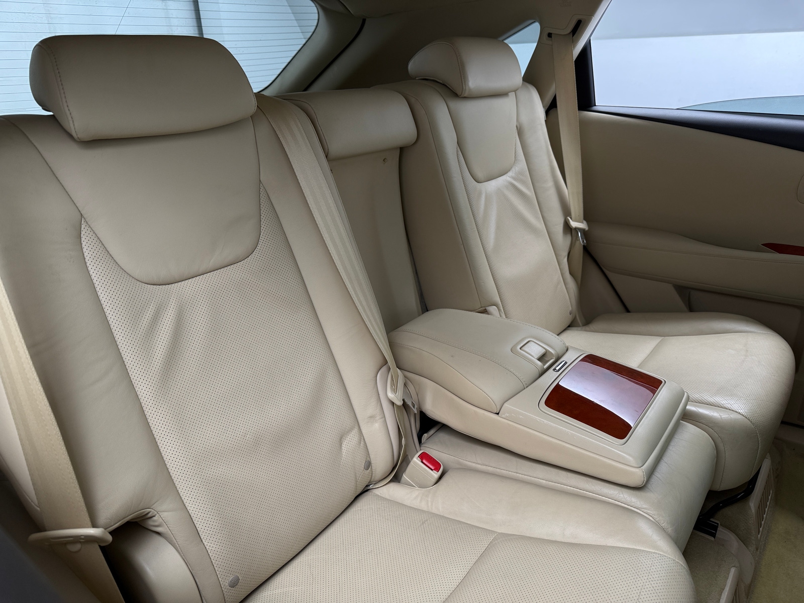 Thumbnail: 2010 Lexus RX - 6