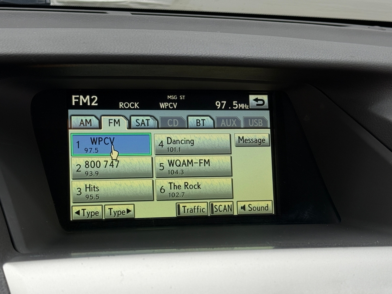 Thumbnail: 2010 Lexus RX - 4