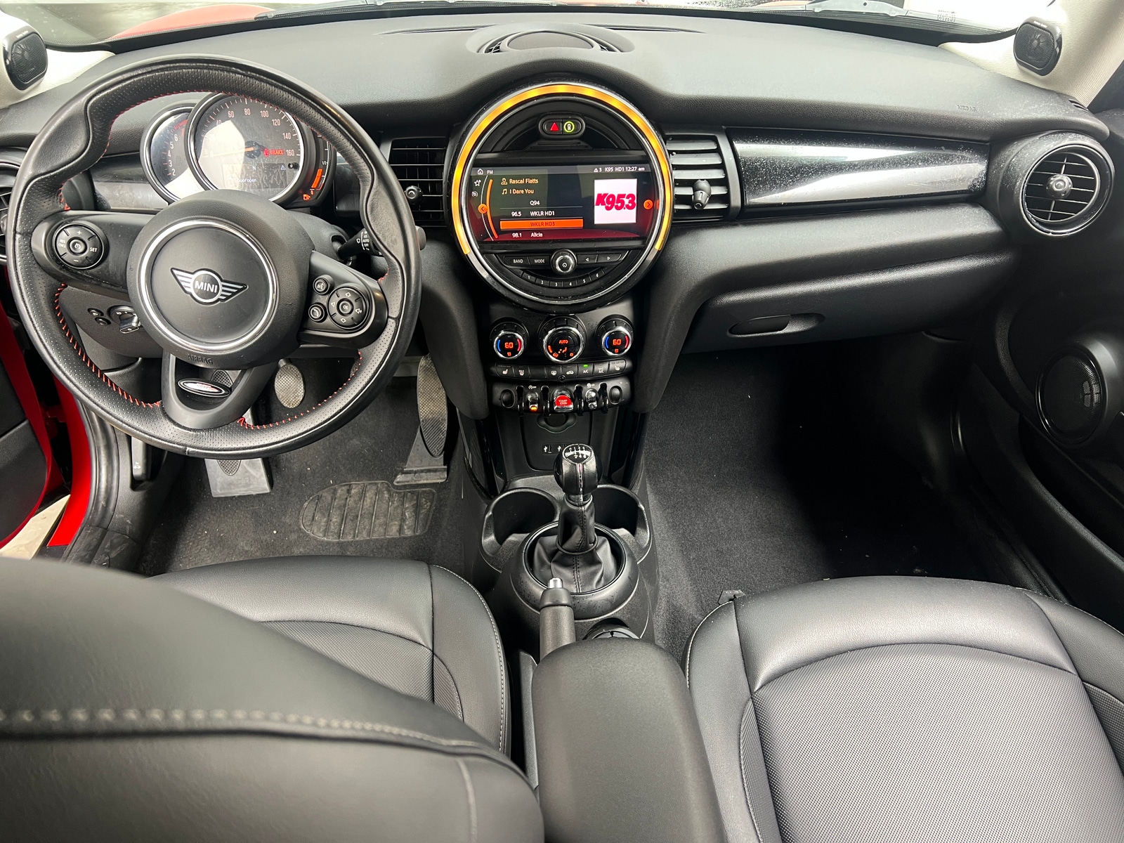 Thumbnail: 2019 MINI Cooper Hardtop - 2