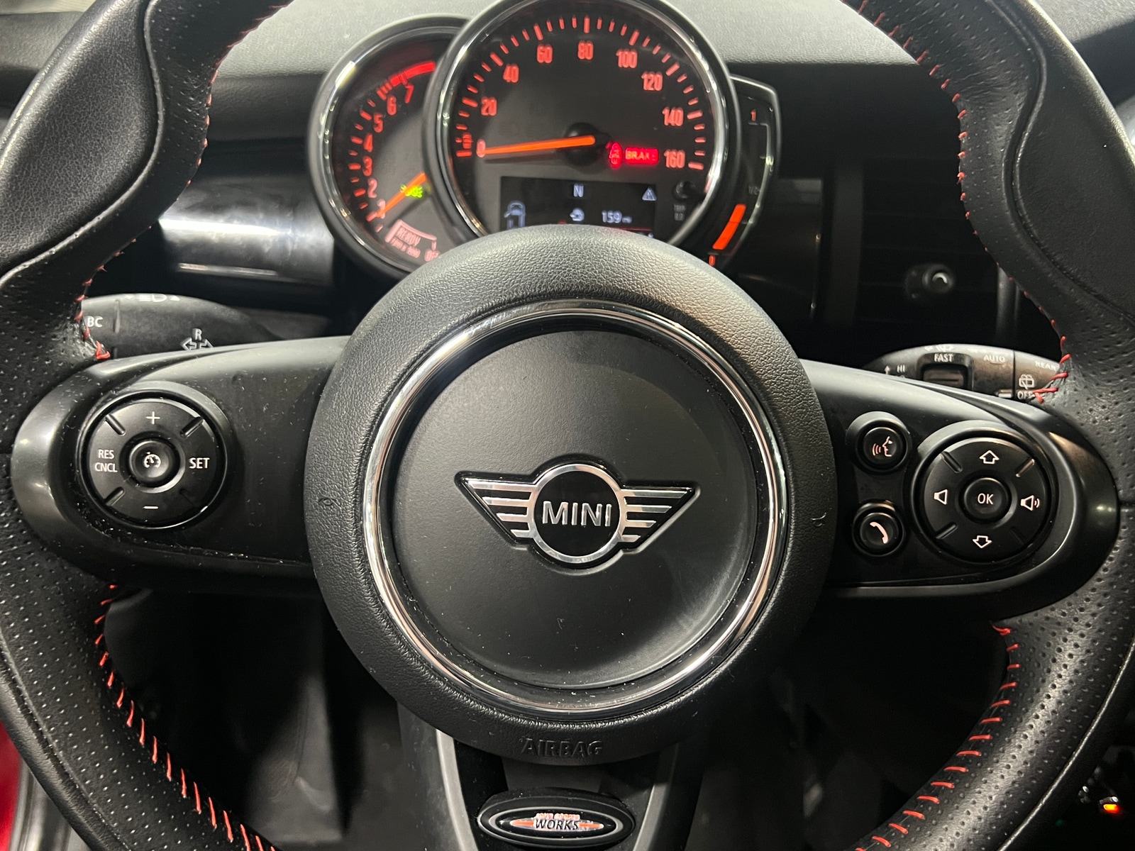 Thumbnail: 2019 MINI Cooper Hardtop - 4