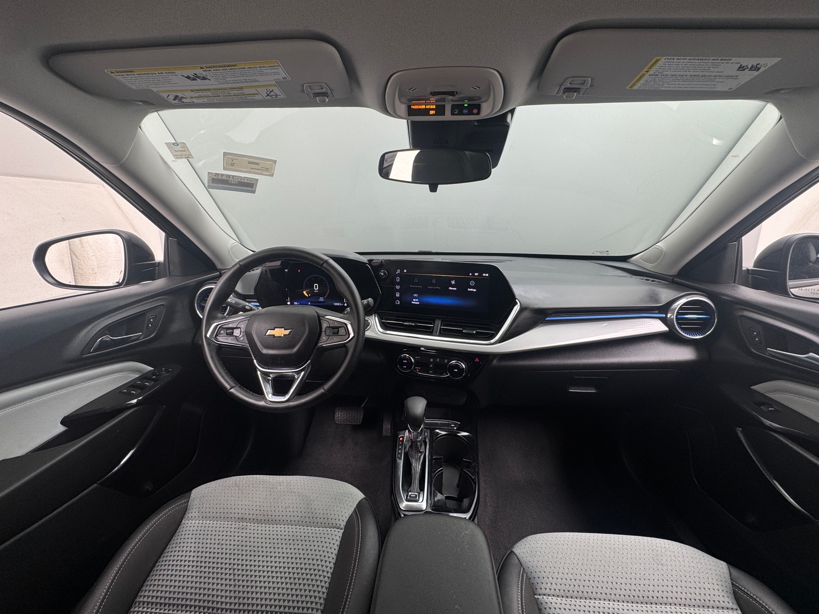 Thumbnail: 2025 Chevrolet Trax - 3