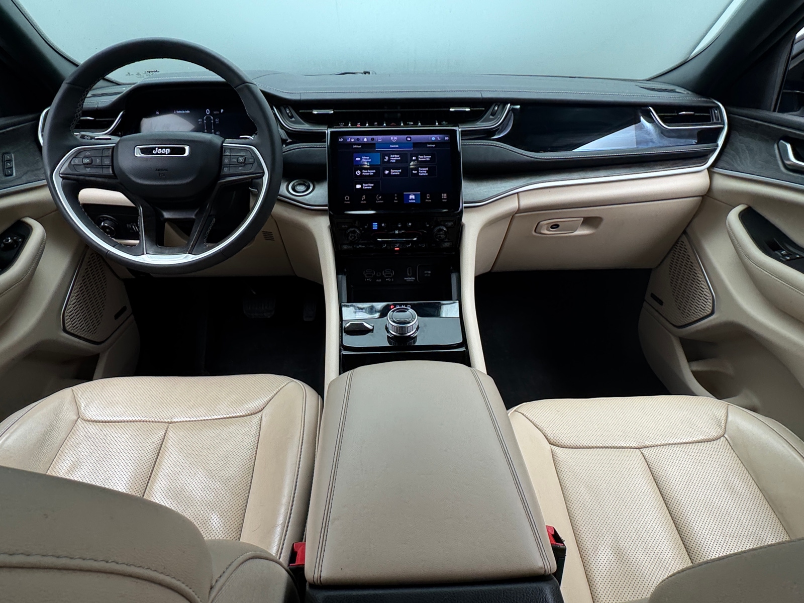 Thumbnail: 2023 Jeep Grand Cherokee L - 3