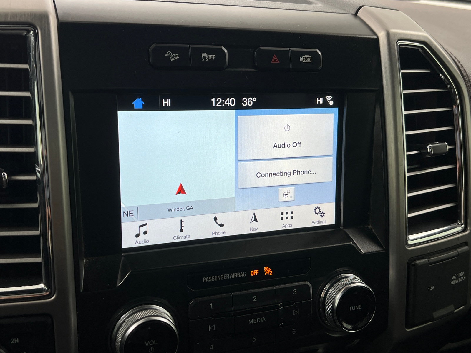 Thumbnail: 2016 Ford Econoline - 3