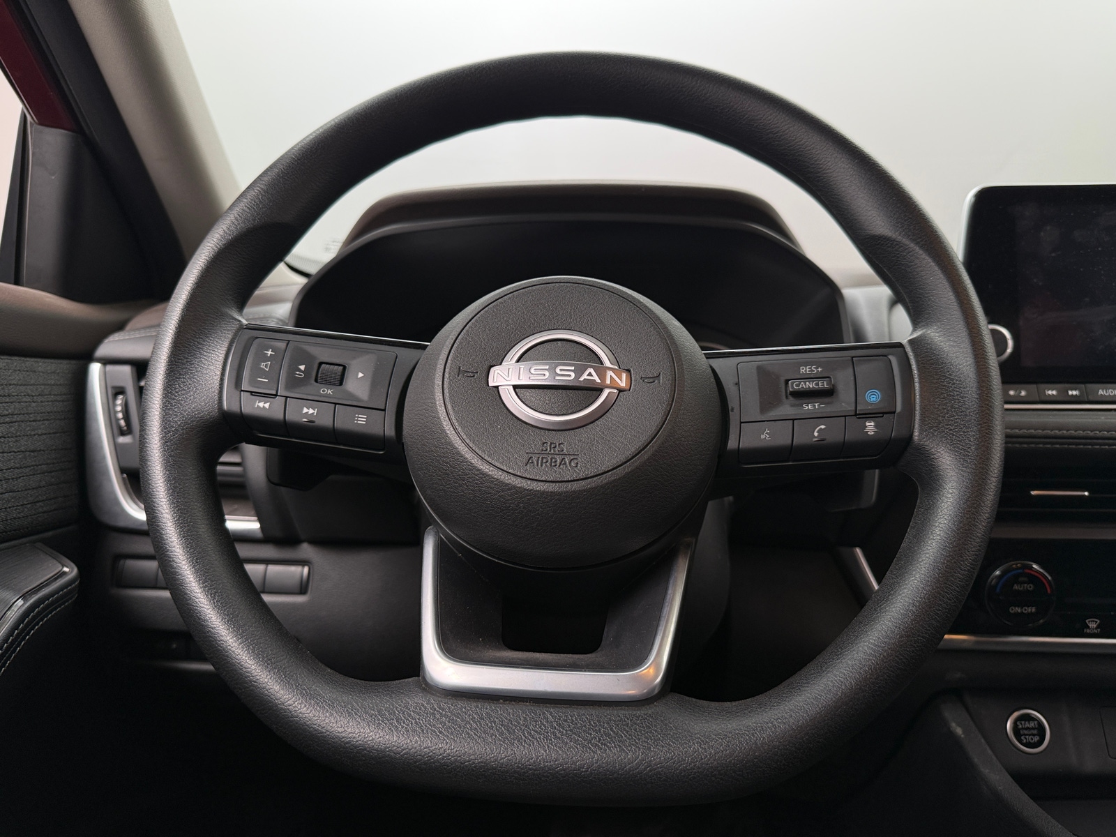 Thumbnail: 2023 Nissan Rogue - 5