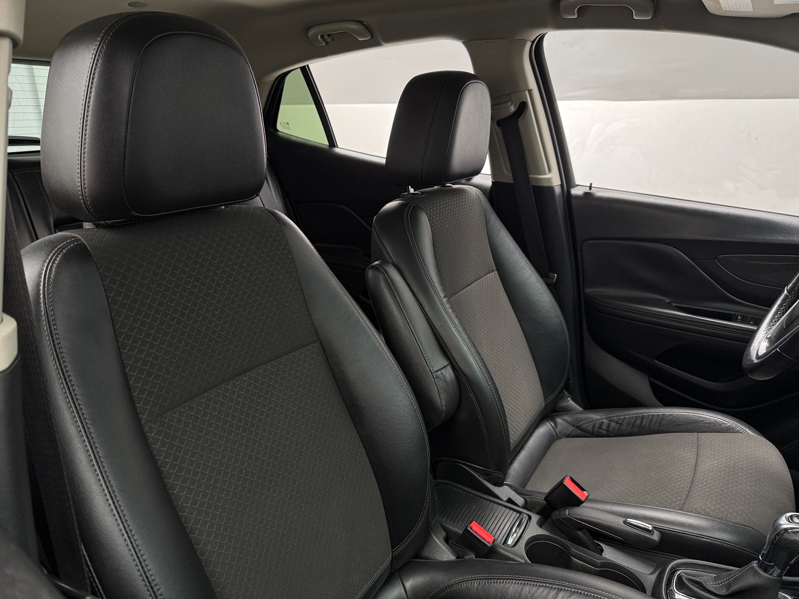 Thumbnail: 2017 Buick Encore - 2