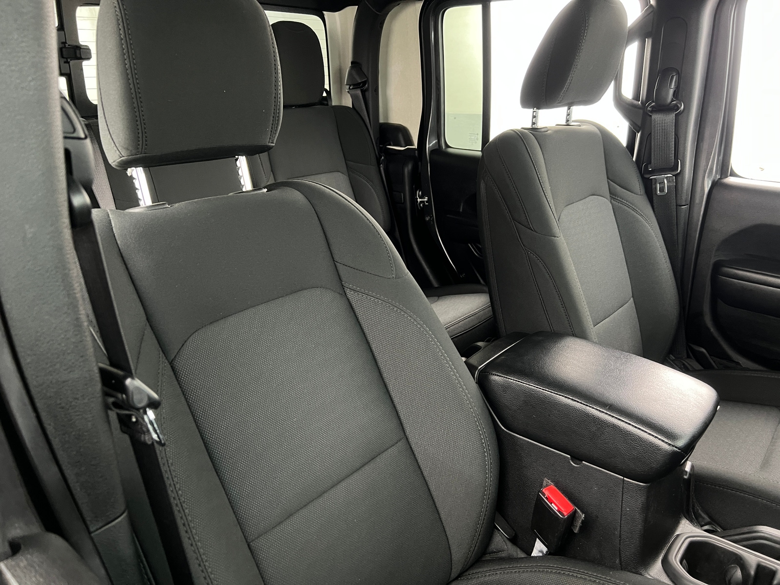 Thumbnail: 2021 Jeep Gladiator - 2