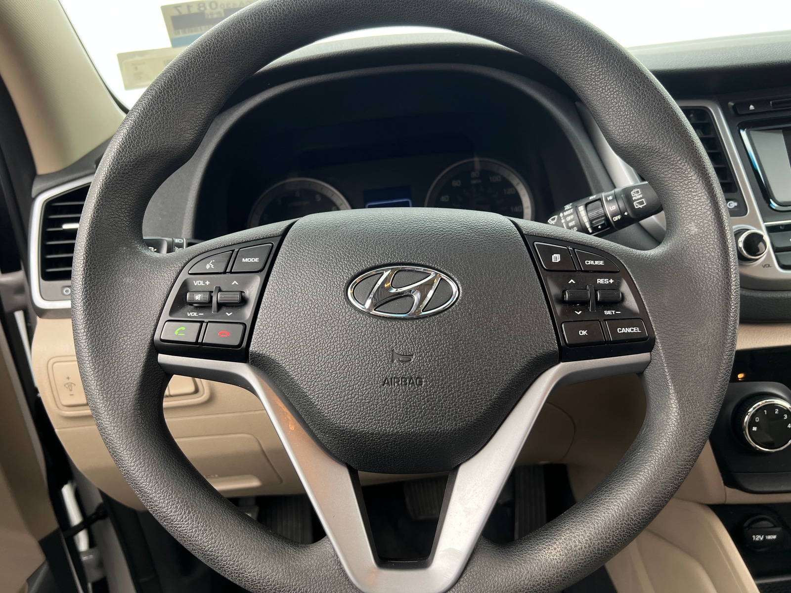 Thumbnail: 2017 Hyundai Tucson - 5