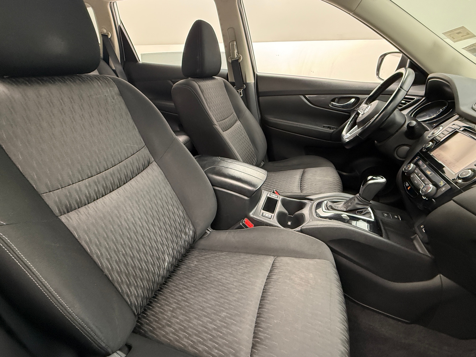 Thumbnail: 2020 Nissan Rogue - 2