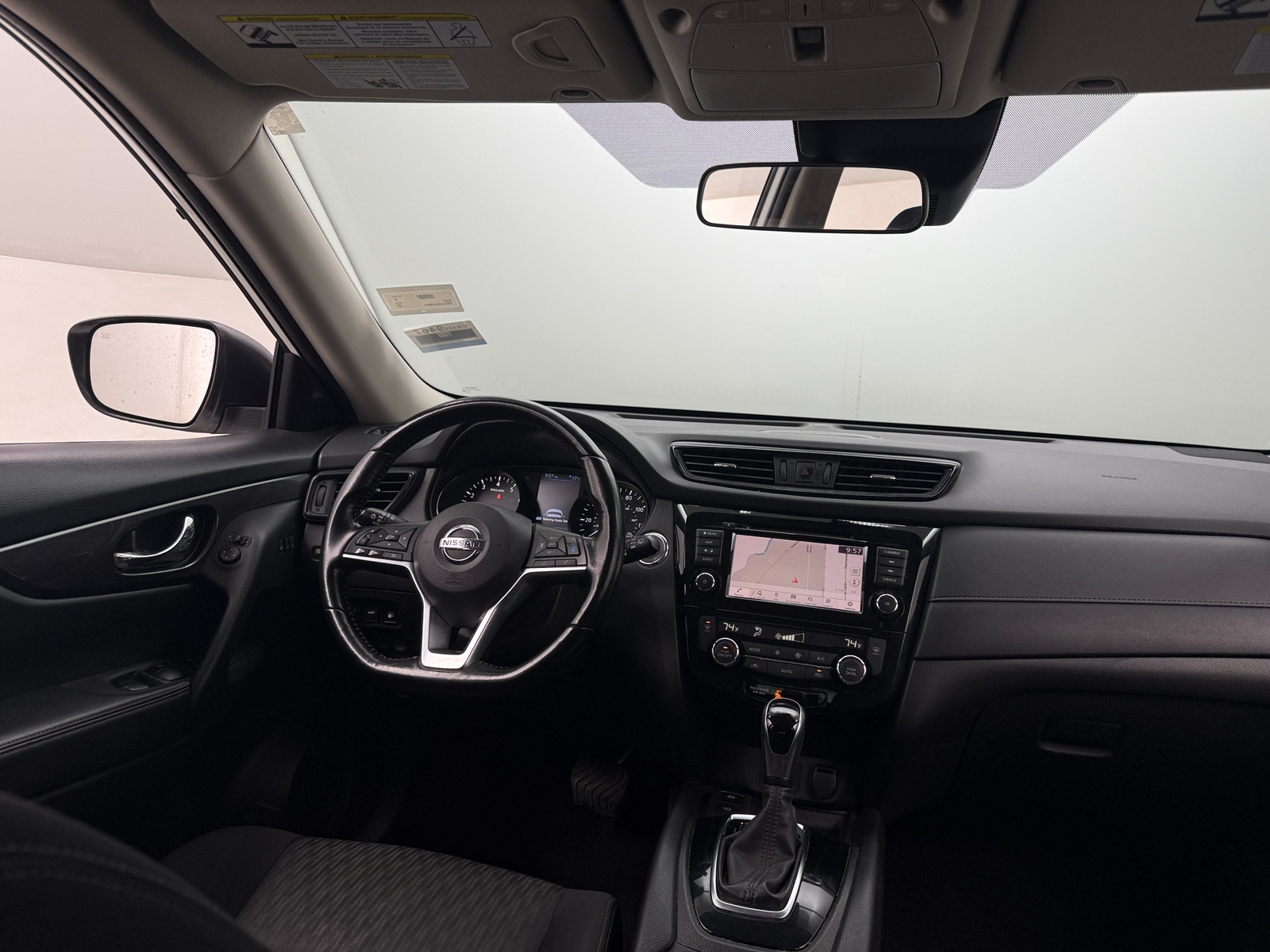 Thumbnail: 2020 Nissan Rogue - 3