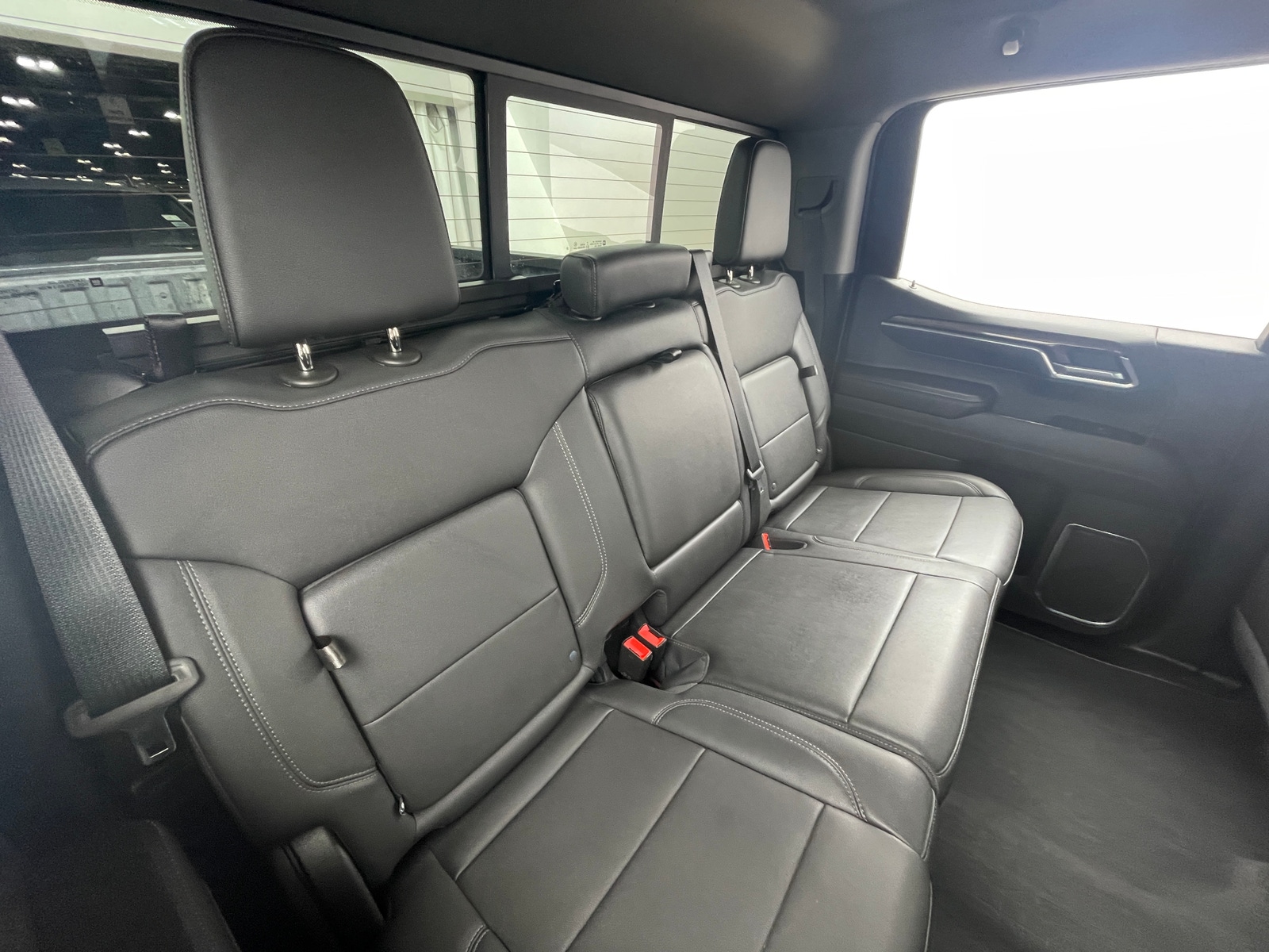 Thumbnail: 2022 Chevrolet Silverado 1500 - 6