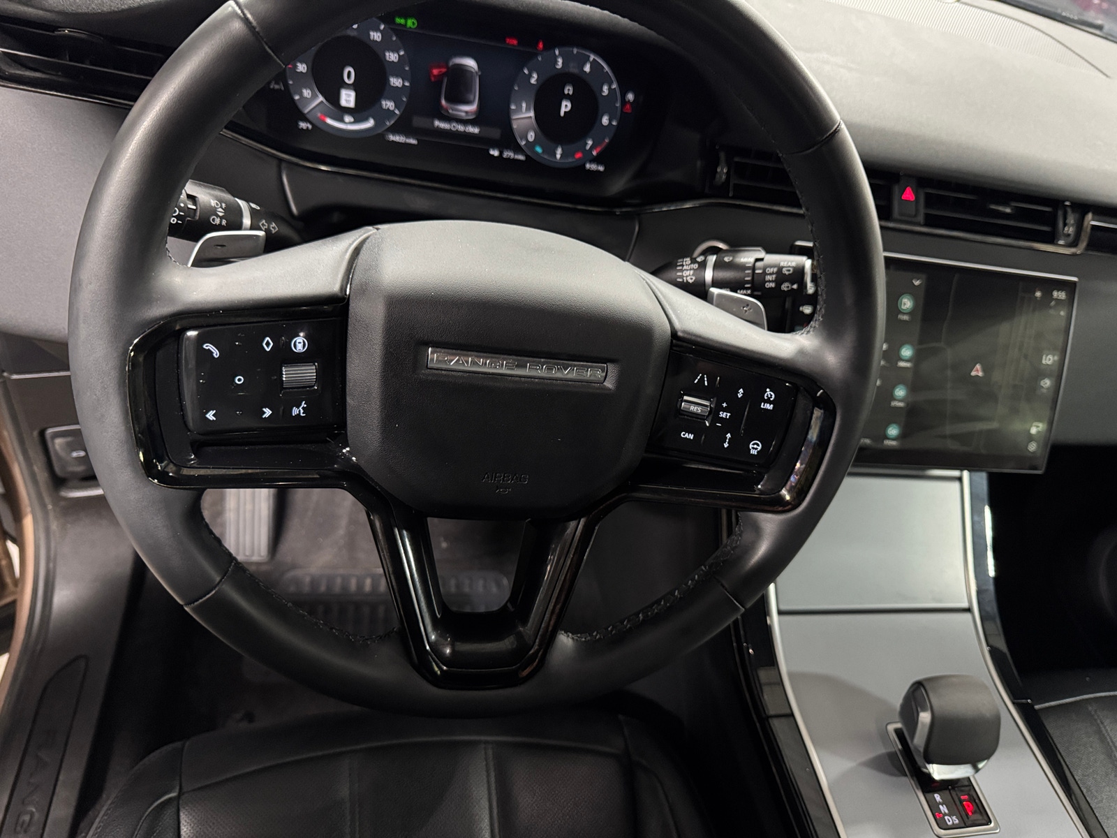 Thumbnail: 2024 Land Rover Range Rover Evoque - 4