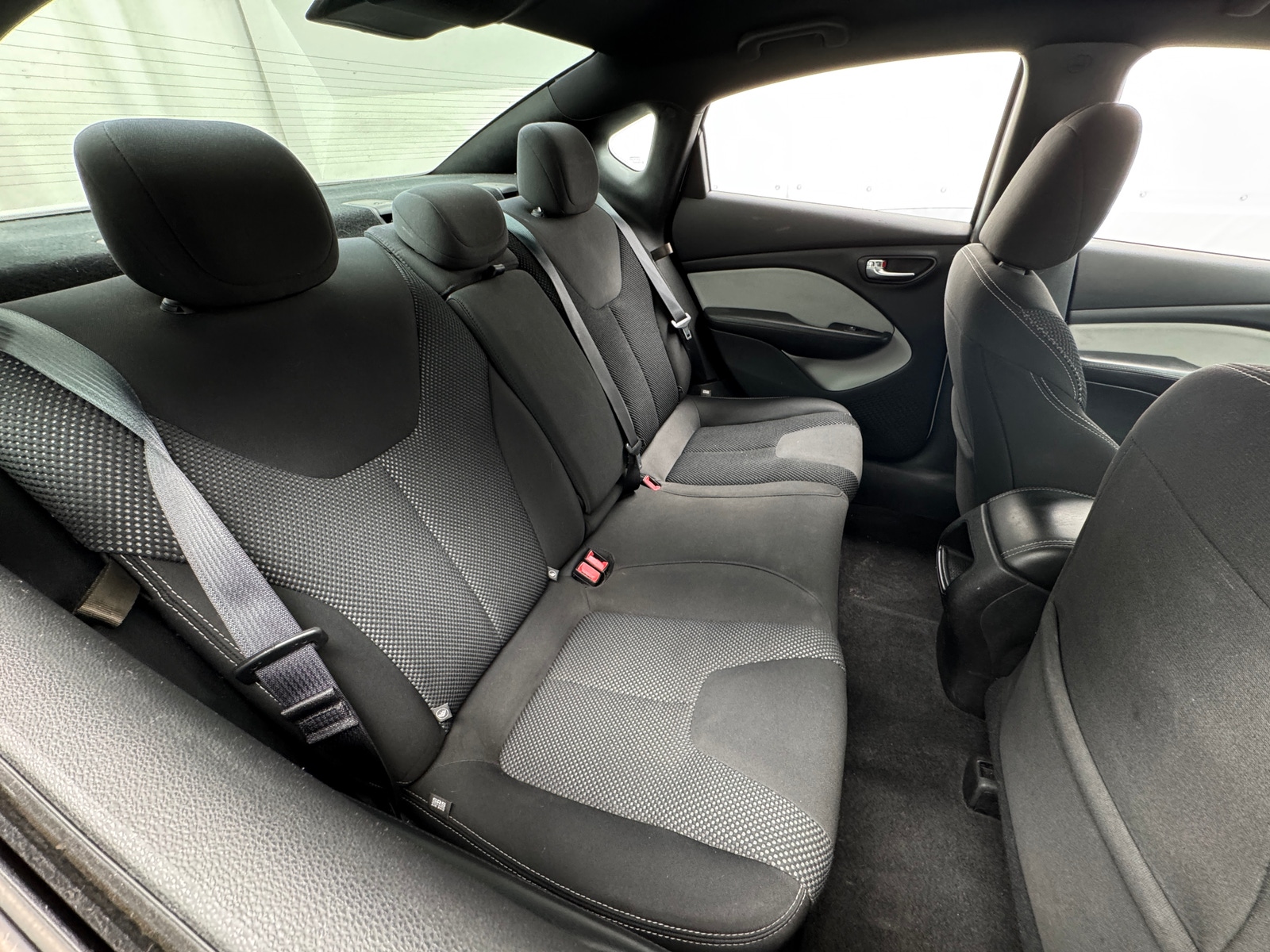 Thumbnail: 2016 Dodge Dart - 6