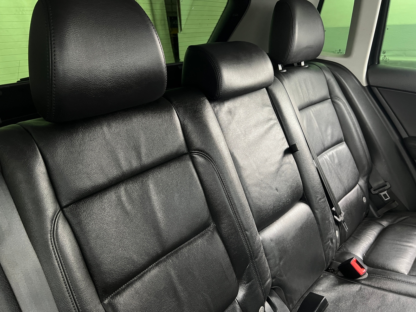 Thumbnail: 2017 Volkswagen Tiguan - 5