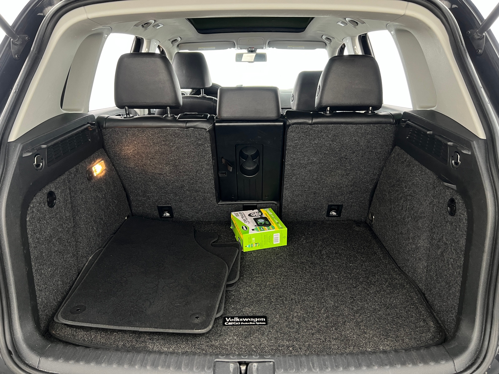 Thumbnail: 2017 Volkswagen Tiguan - 6