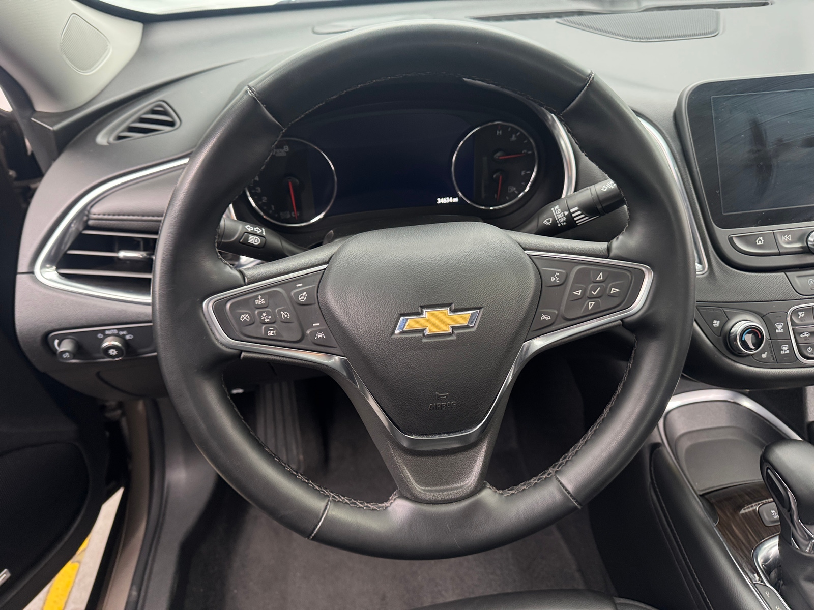 Thumbnail: 2024 Chevrolet Malibu - 4