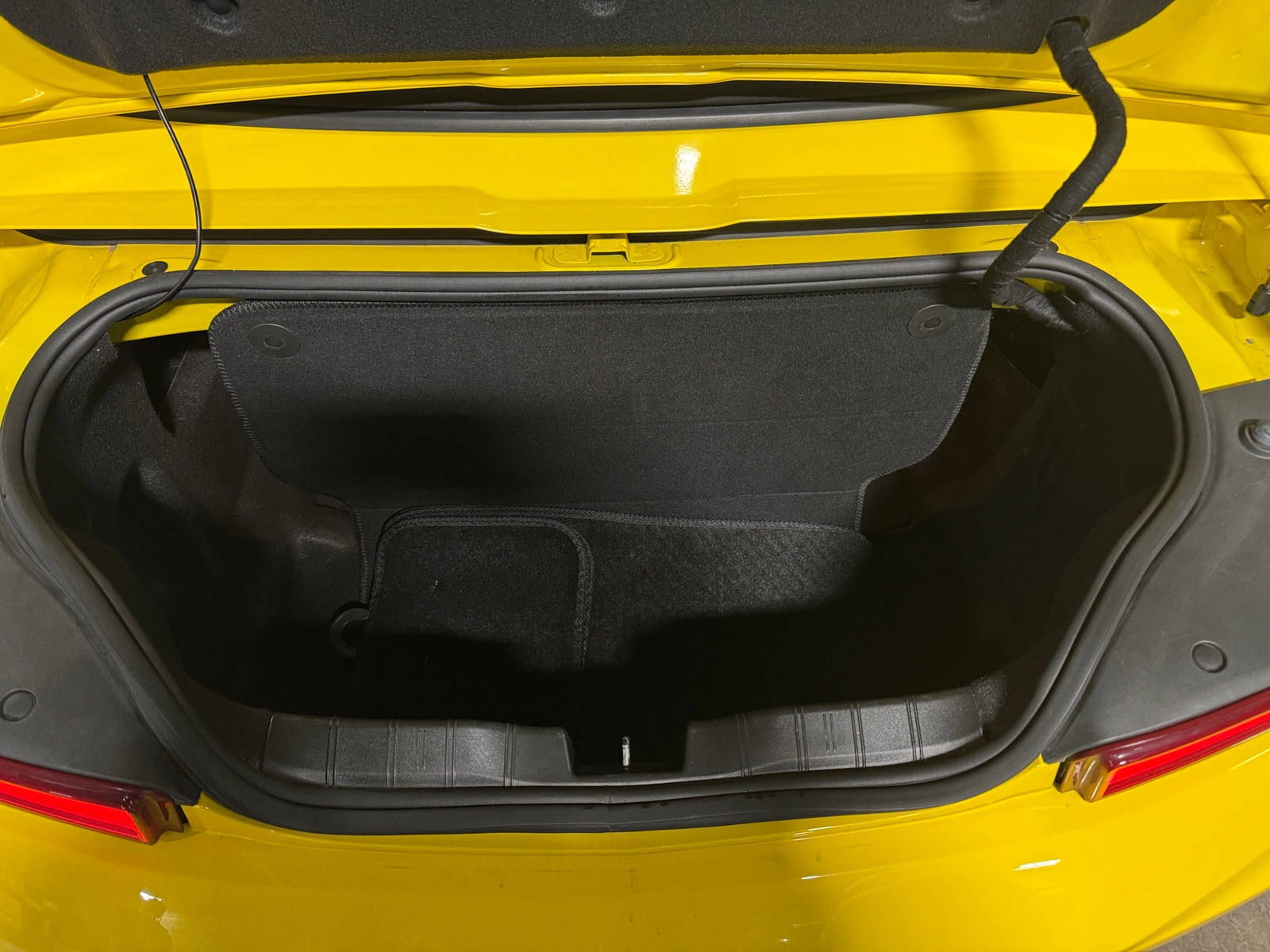 Thumbnail: 2017 Chevrolet Camaro - 6