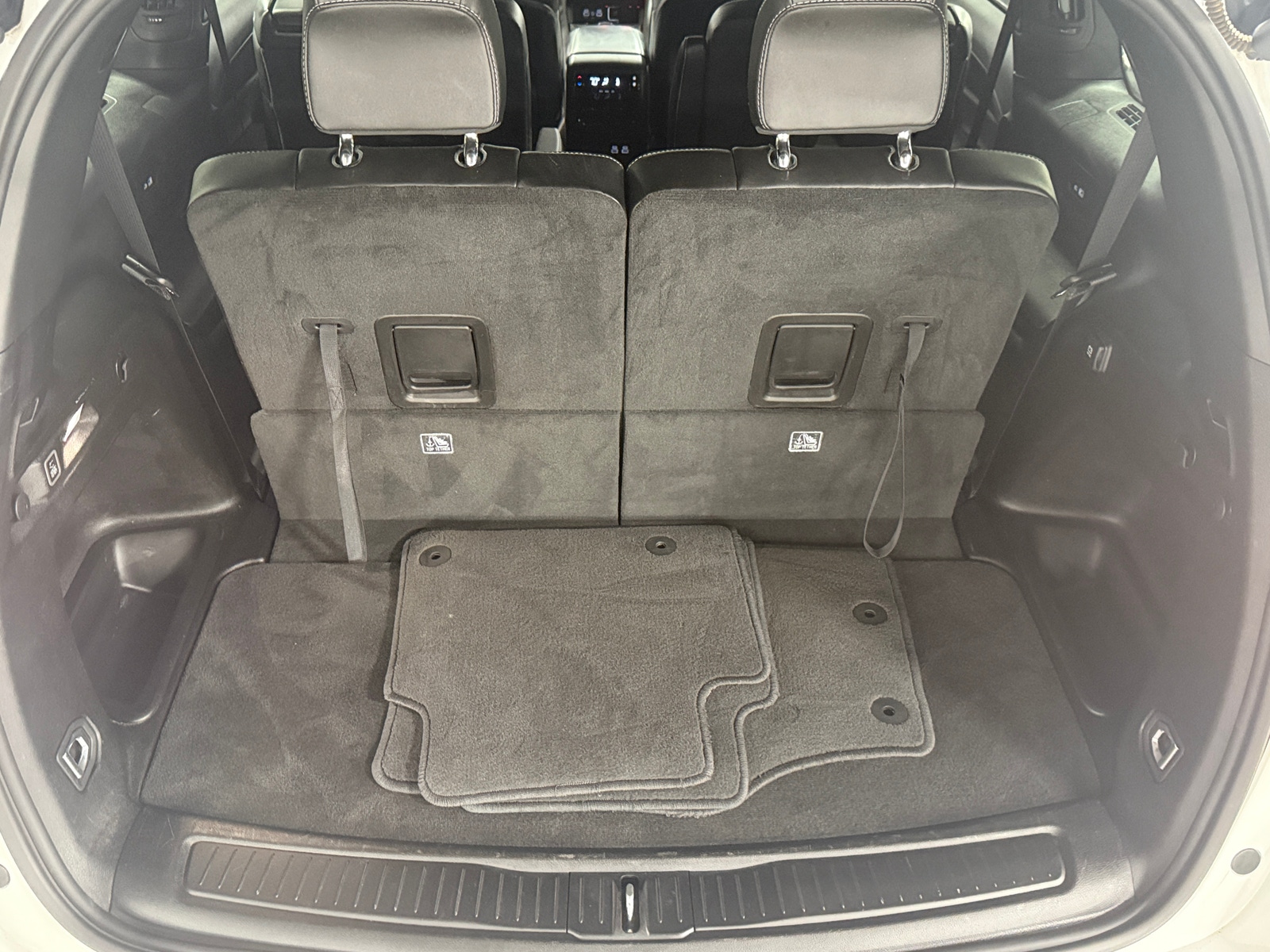 Thumbnail: 2023 Jeep Grand Cherokee L - 7