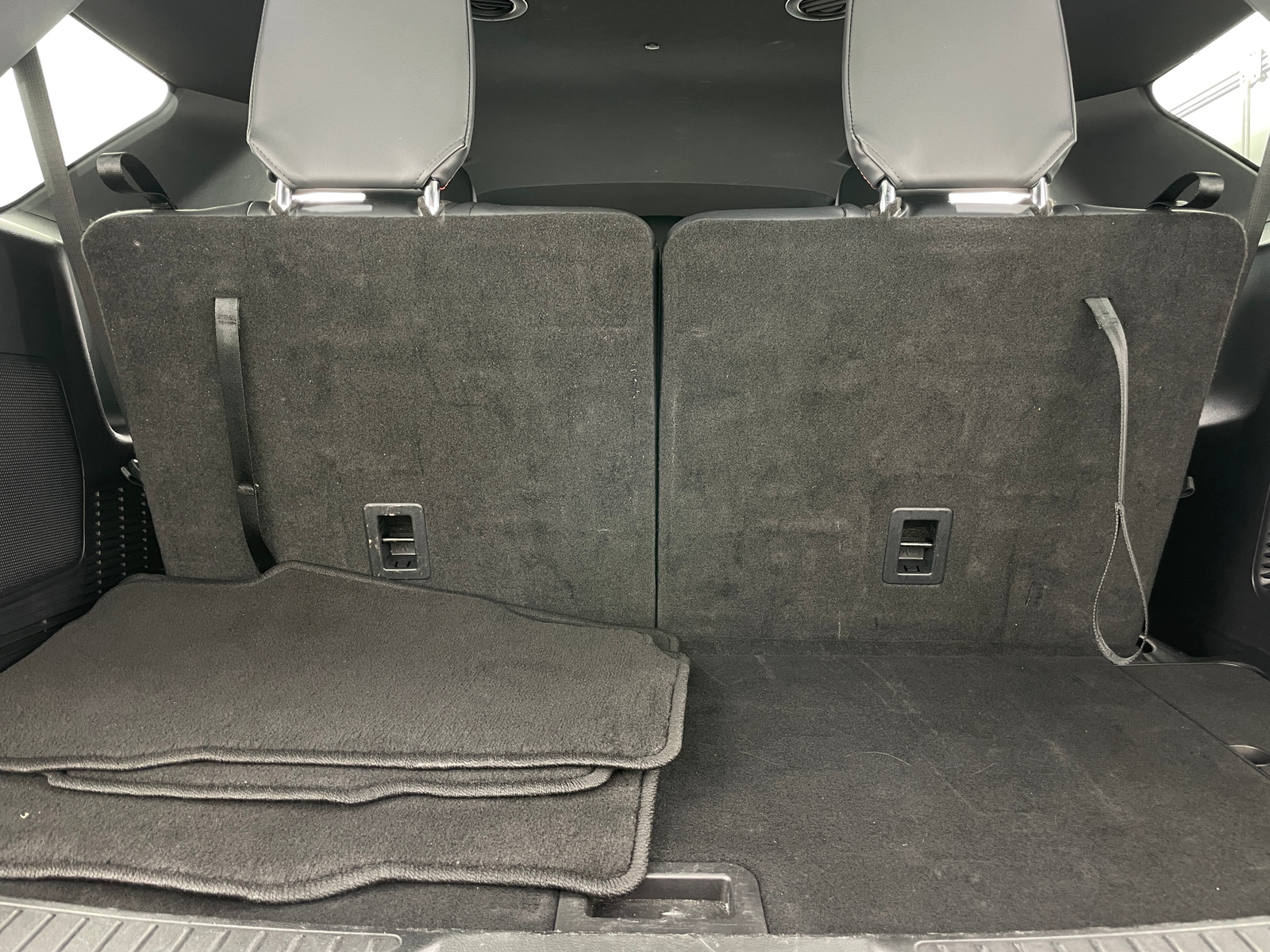 Thumbnail: 2025 Ford Explorer - 5