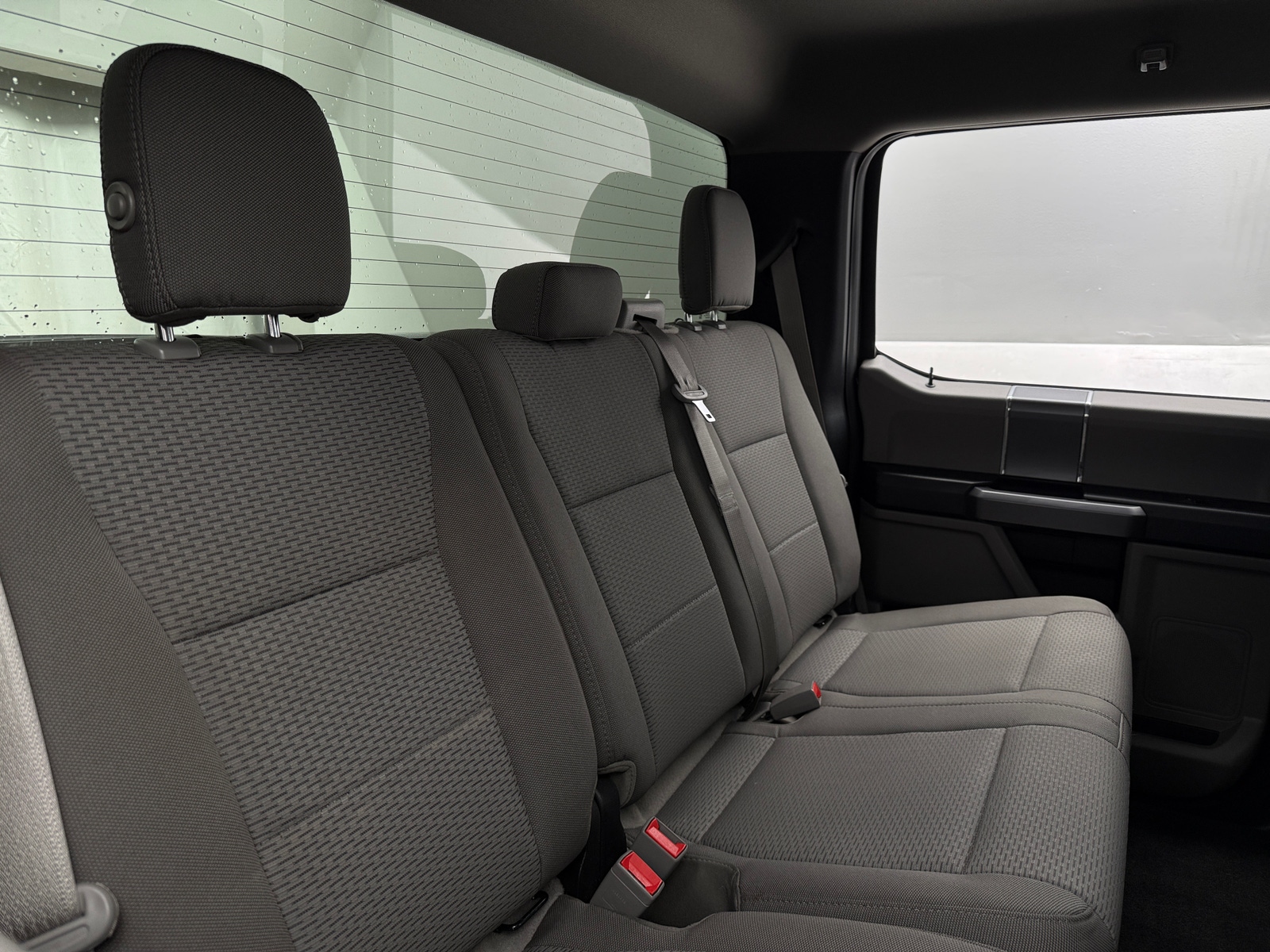 Thumbnail: 2018 Ford Econoline - 6