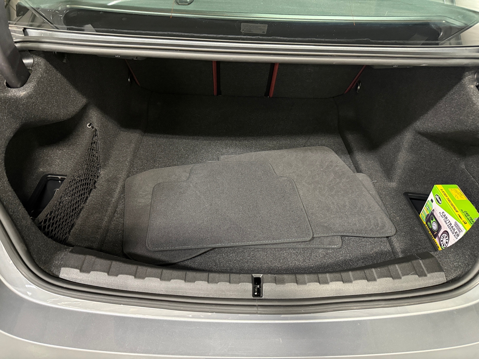 Thumbnail: 2024 BMW 3 Series - 6