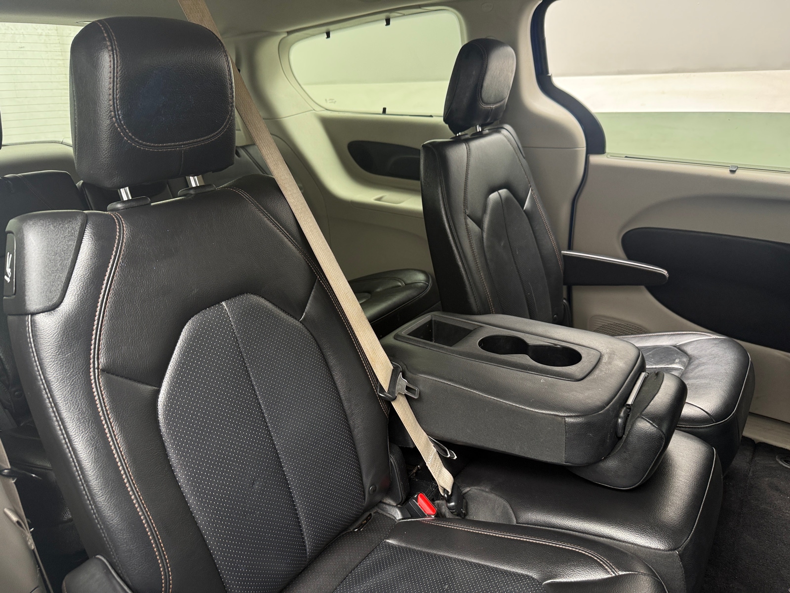 Thumbnail: 2019 Chrysler Pacifica - 5