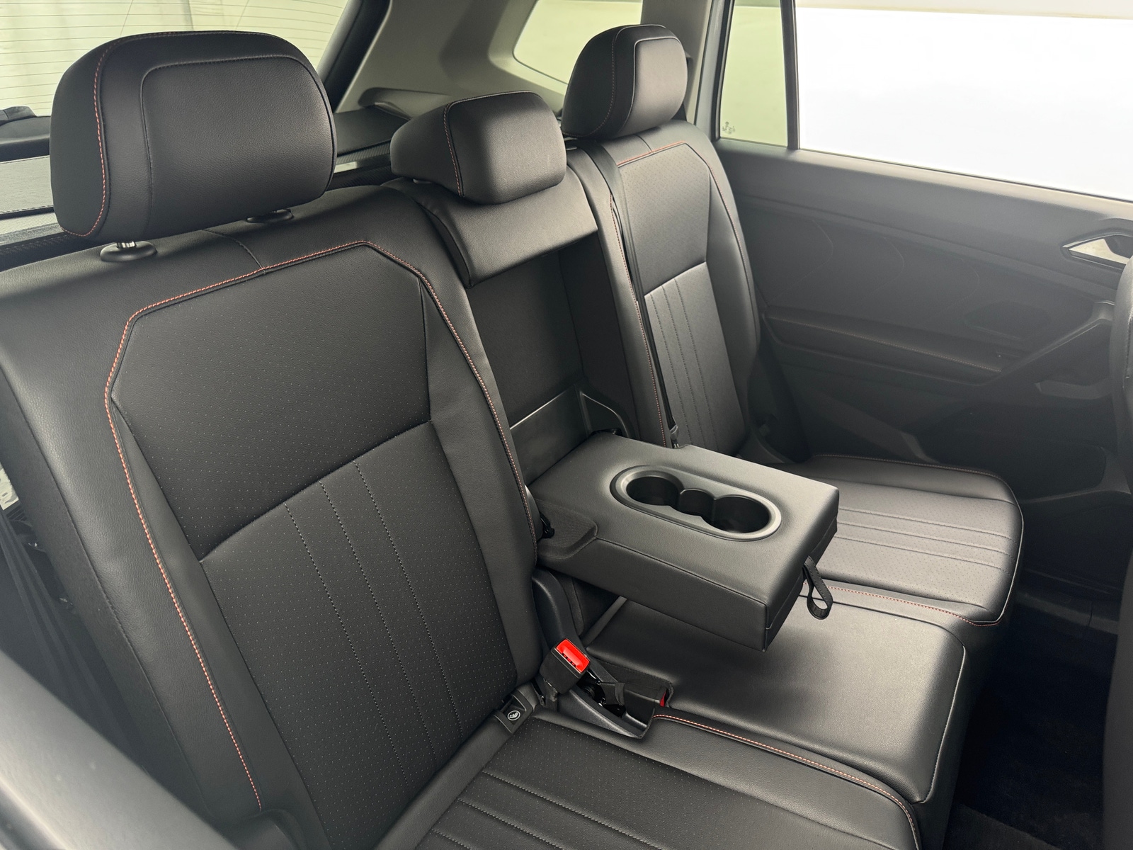 Thumbnail: 2024 Volkswagen Tiguan - 5