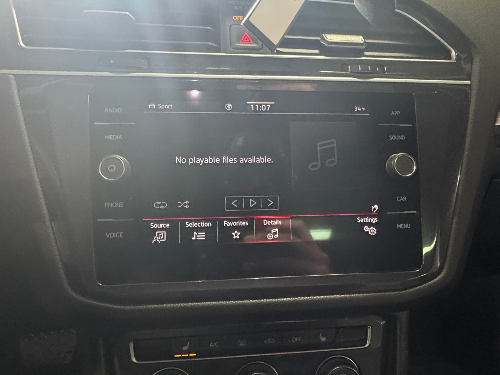 Thumbnail: 2024 Volkswagen Tiguan - 3