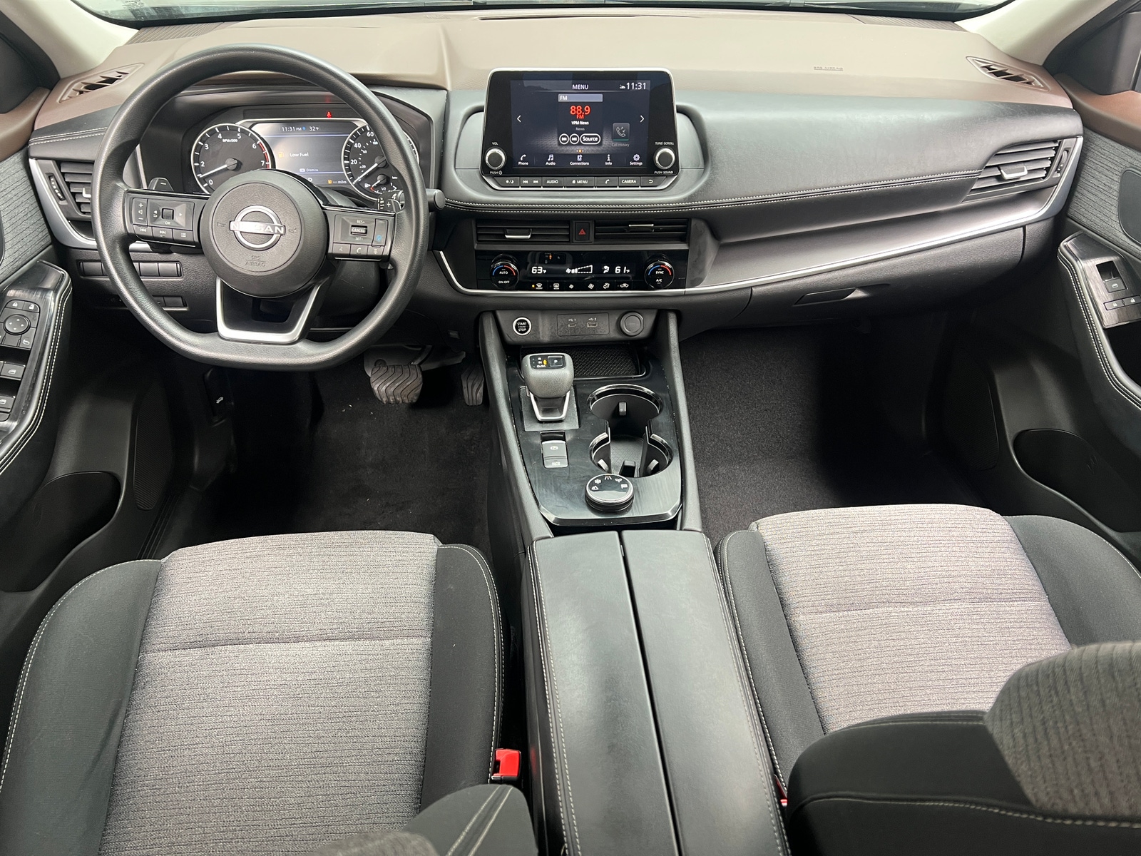 Thumbnail: 2023 Nissan Rogue - 3