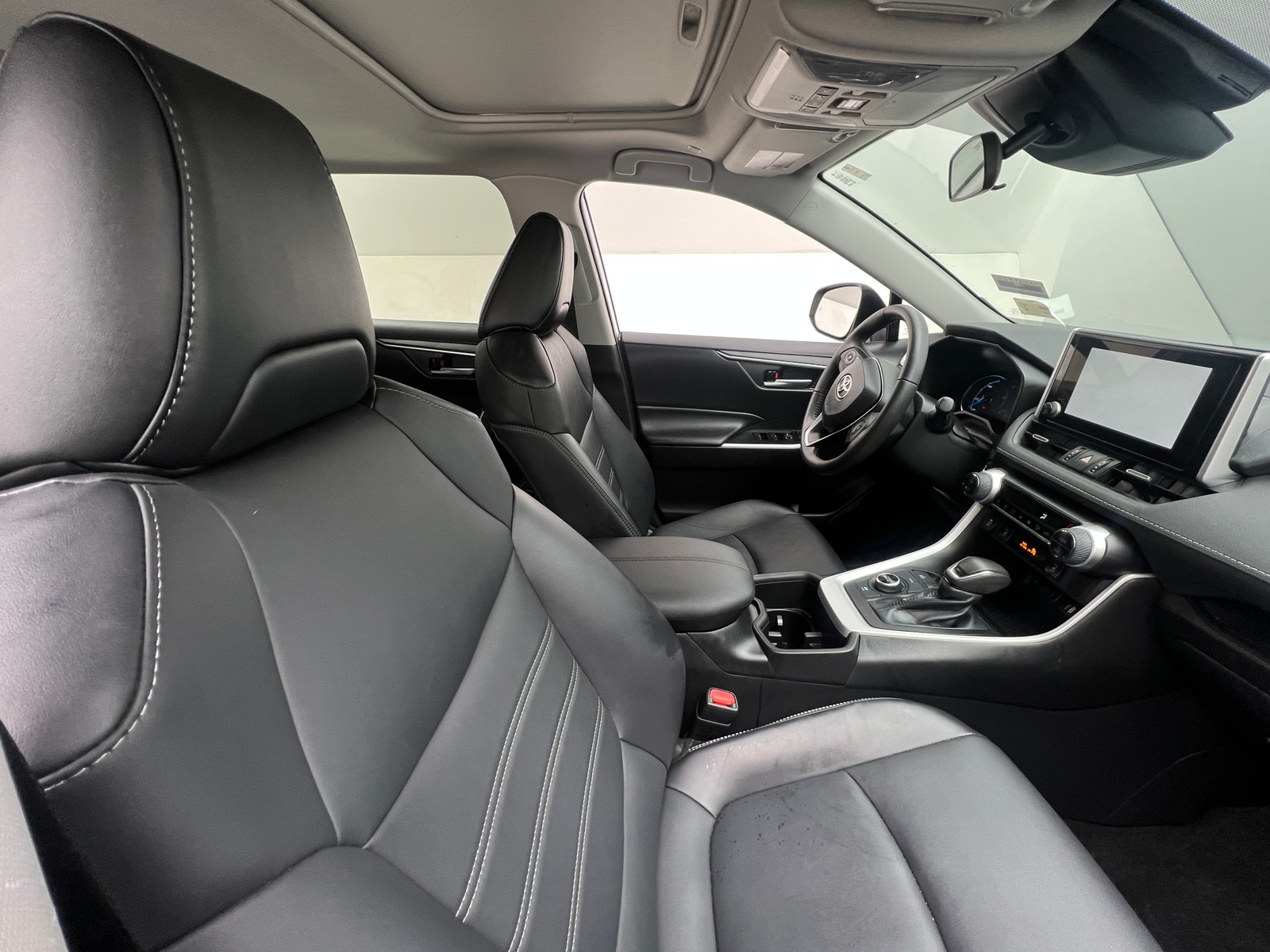 Thumbnail: 2023 Toyota RAV4 - 2