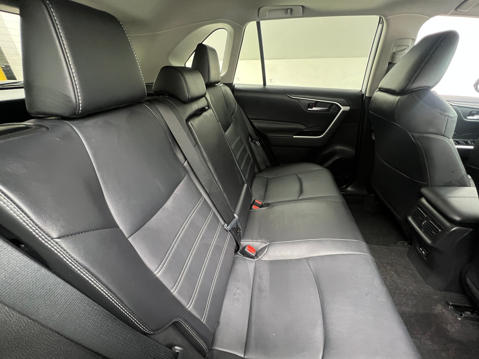 Thumbnail: 2023 Toyota RAV4 - 6