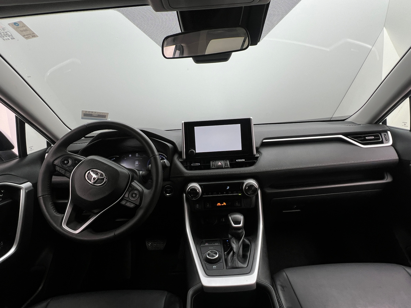 Thumbnail: 2023 Toyota RAV4 - 3