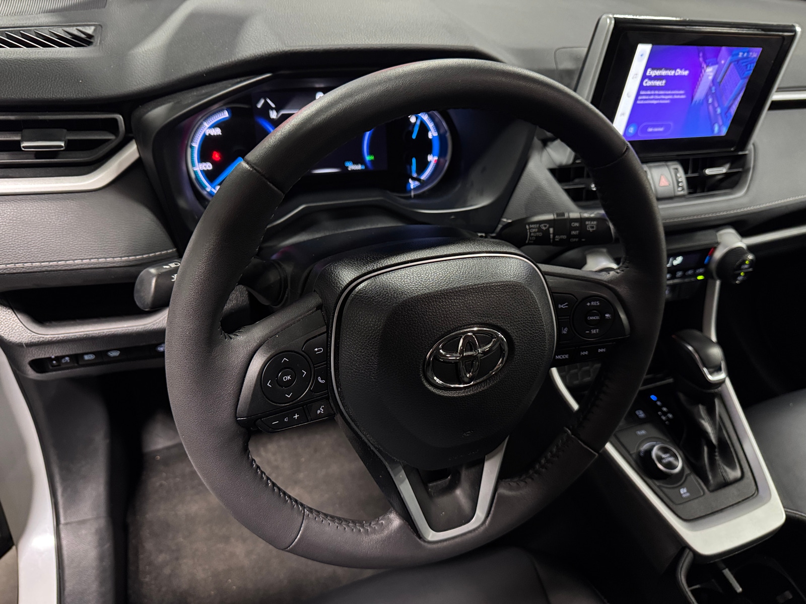 Thumbnail: 2023 Toyota RAV4 - 5