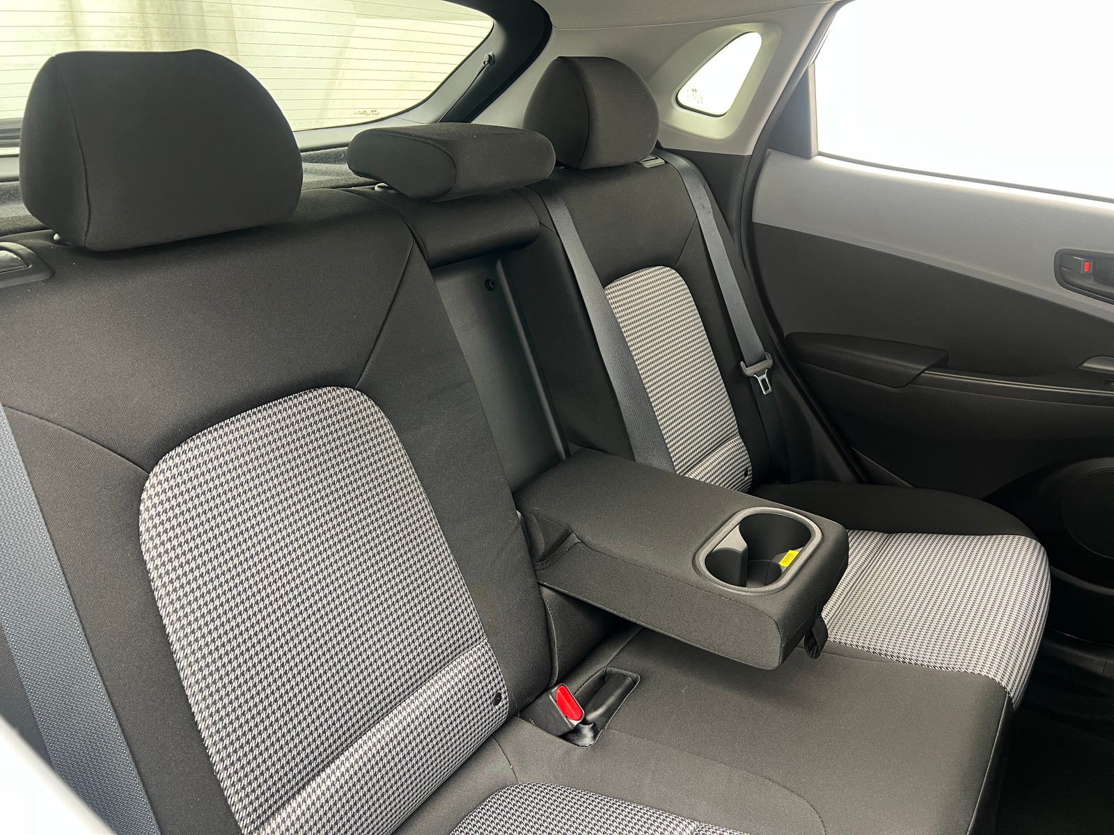 Thumbnail: 2021 Hyundai Kona - 6