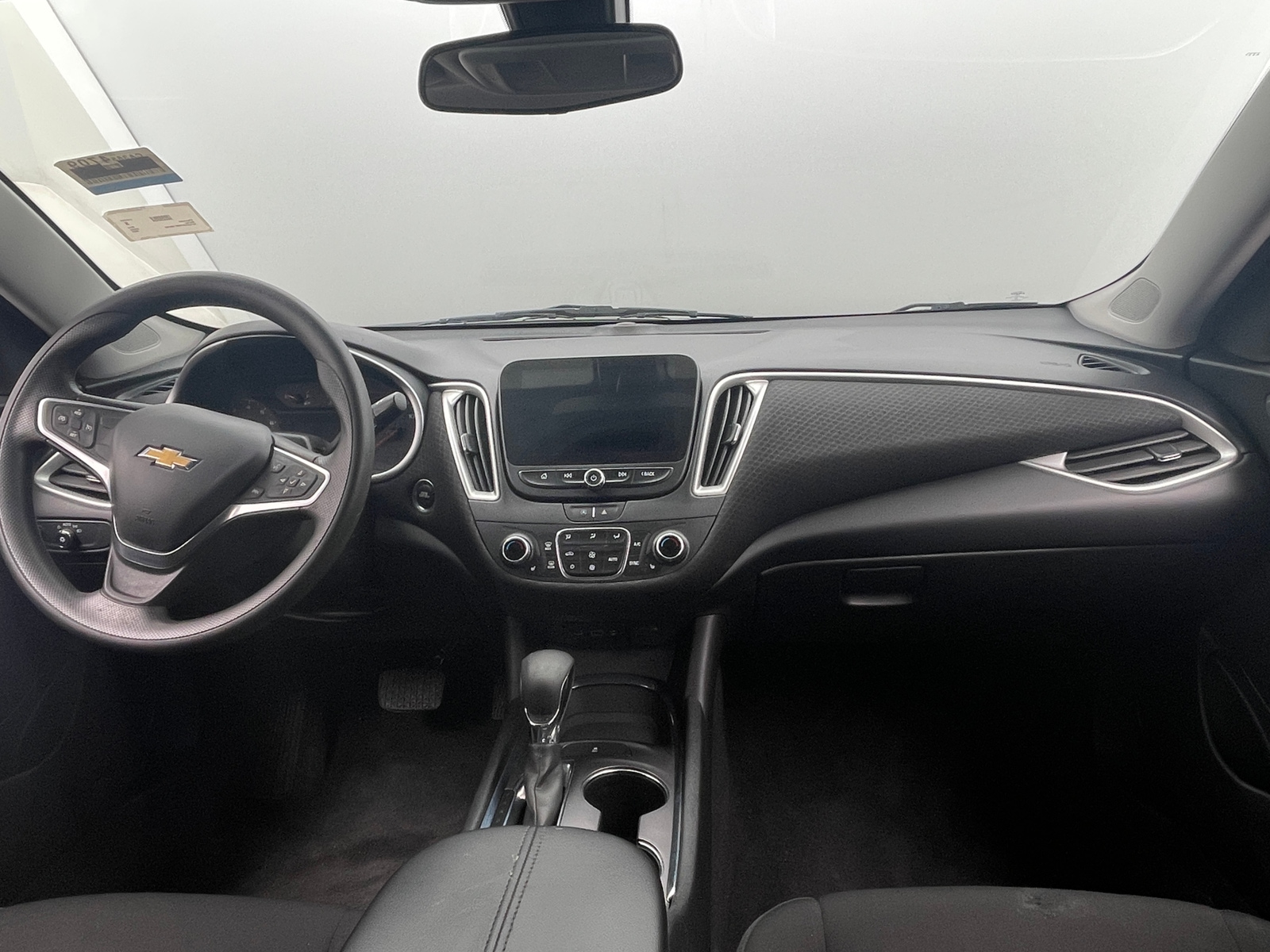 Thumbnail: 2022 Chevrolet Malibu - 3