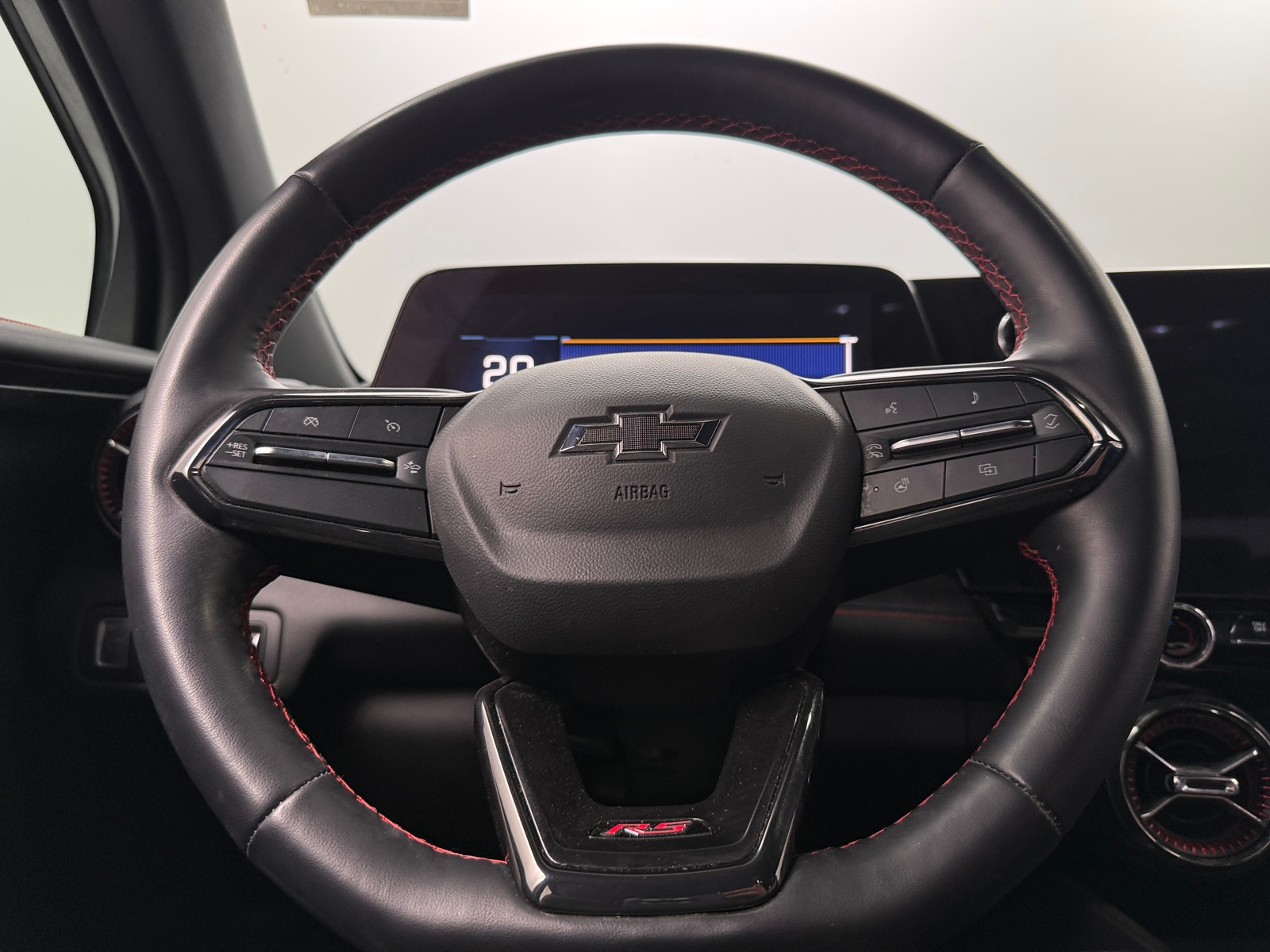 Thumbnail: 2024 Chevrolet Blazer EV - 4