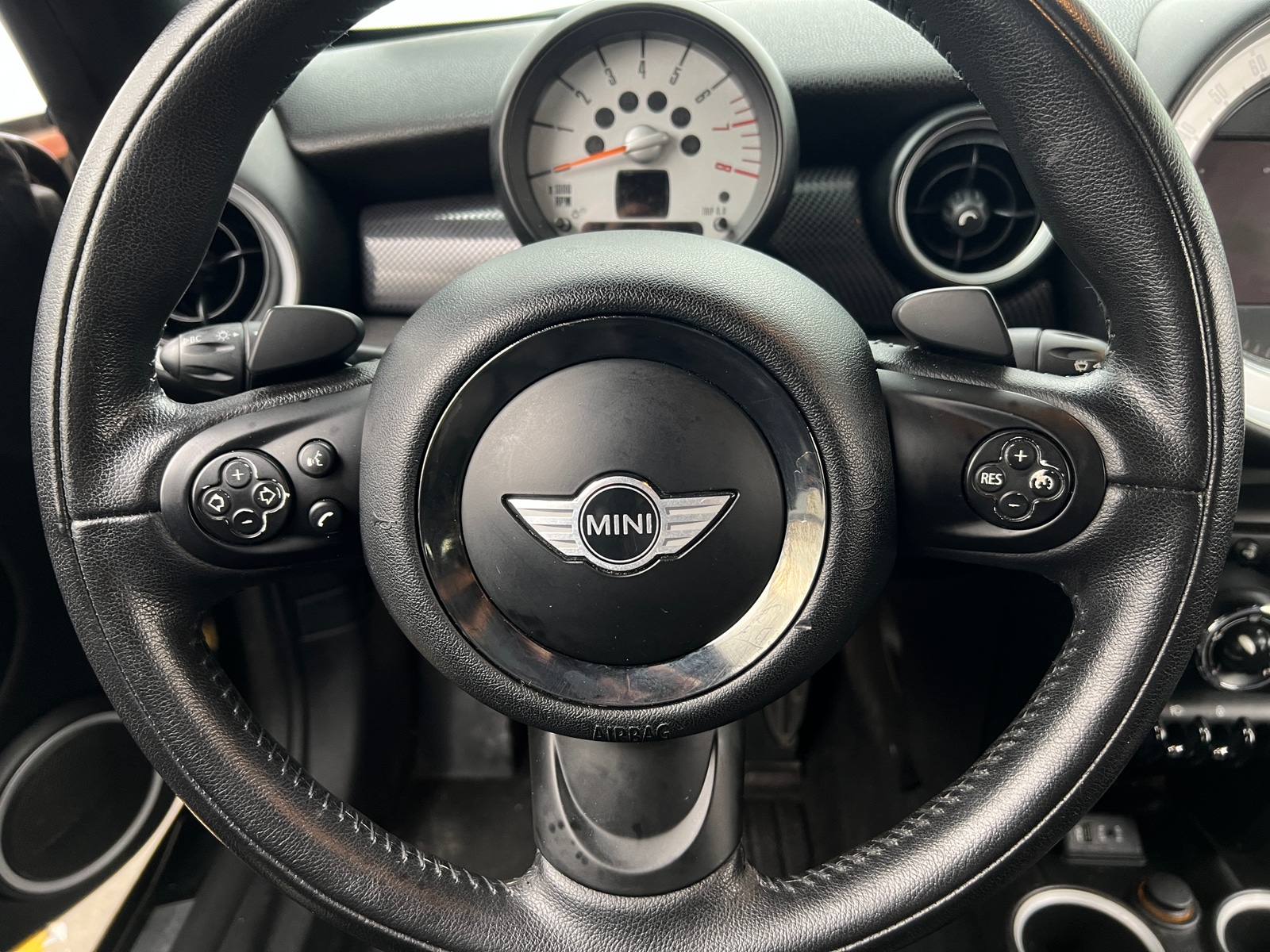 Thumbnail: 2013 MINI Cooper Coupe - 3