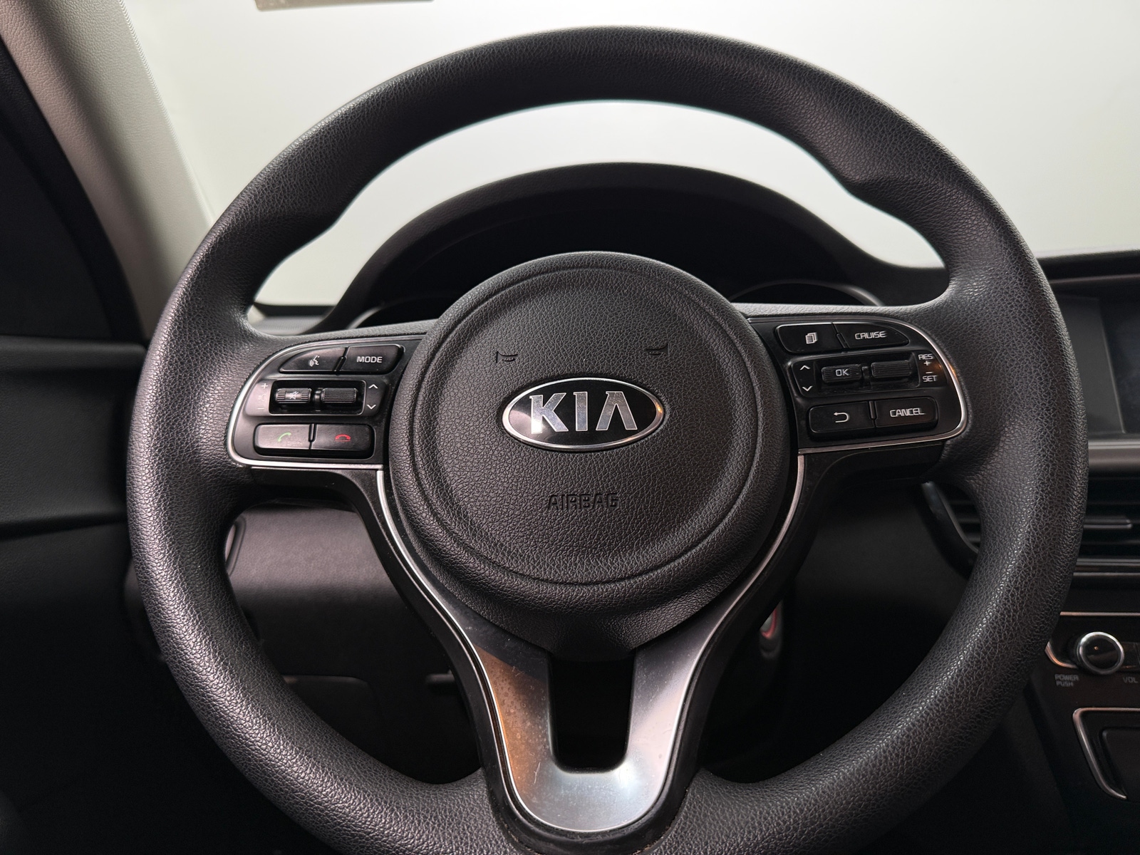 Thumbnail: 2018 Kia Optima - 5