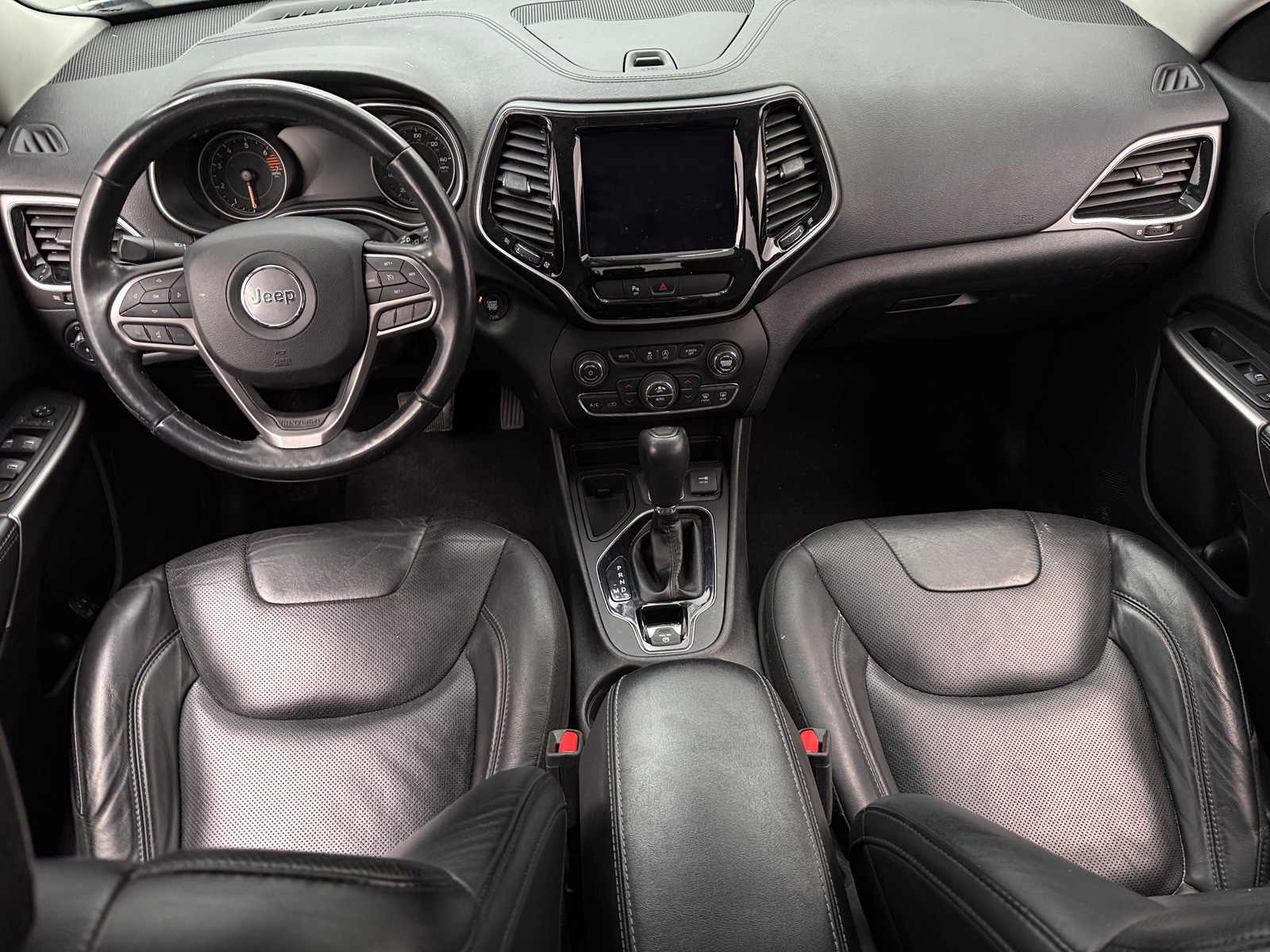 Thumbnail: 2019 Jeep Cherokee - 2